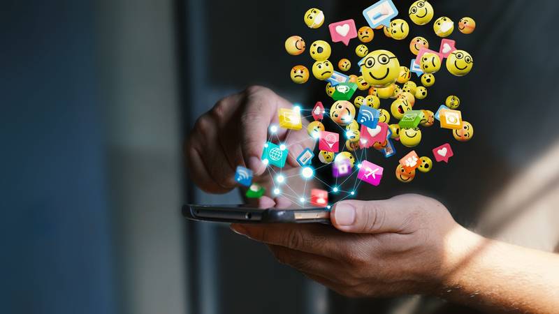 Evo što emotikoni koje koristite govore o vama: Tko je tiranin, a tko pozitivac, dramatičan tip...