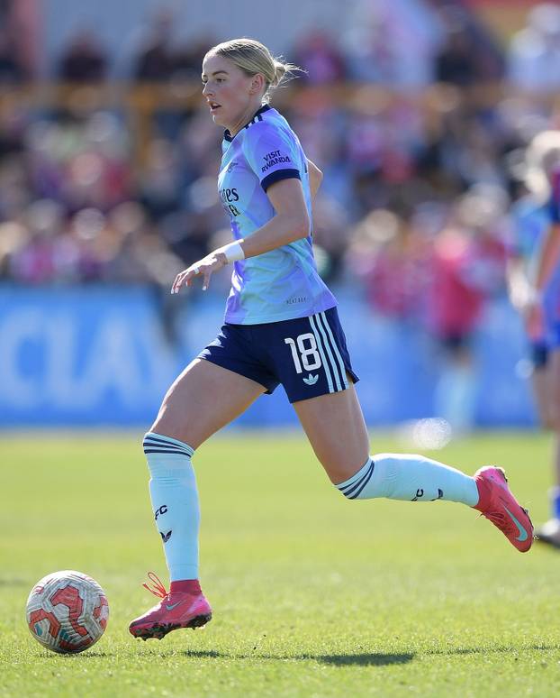 FOTO Prvakinja Europe skinula dres i ušla u povijest. Na prvi je spoj išla u salon namještaja