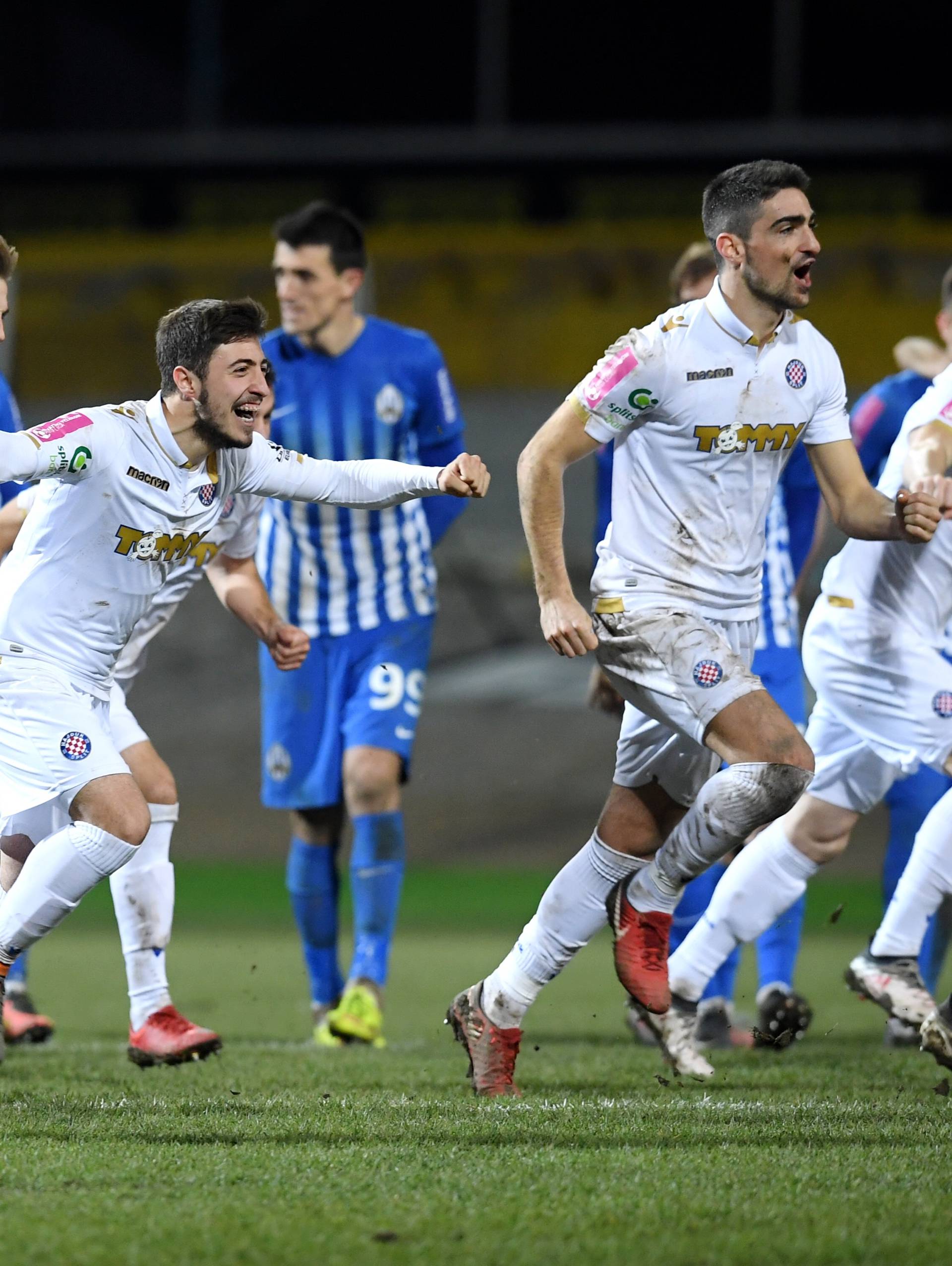 Drama, pljusak, Bebek, rulet! Hajduk na penale u finale Kupa