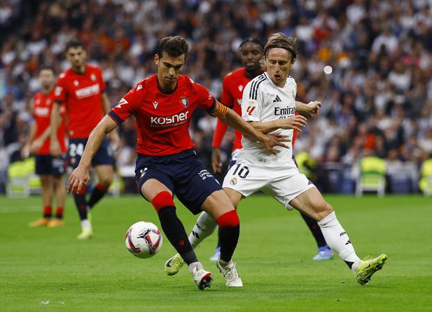 LaLiga - Real Madrid v Osasuna