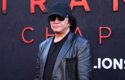 Basist legendarnog benda Kiss imao je prometnu nesreću