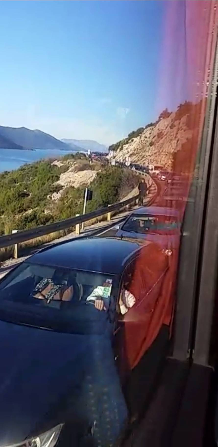 Ogromna kolona na granici u Neumu u smjeru Dubrovnika