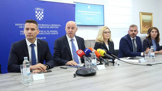 Zagreb: Konferencija ministra Branka Bačića o obnovi nakon potresa