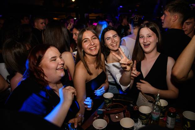 Zagreb: Koncert Maje Šuput na terasi Dišpet i Kult