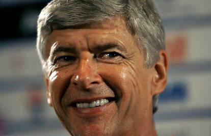 Arsen Wenger potpisao novi ugovor s Arsenalom