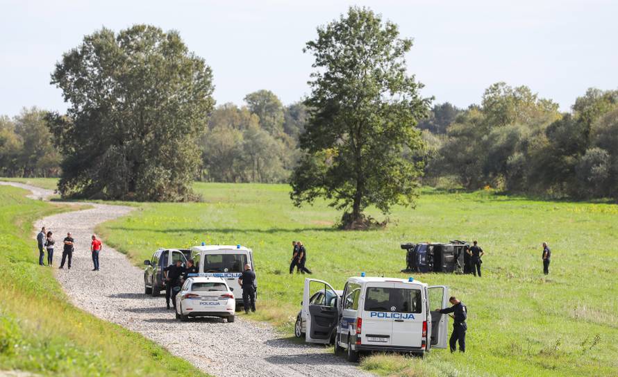 Zagreb: Prevrnuo se policijski terenac, ozlijeđena četiri policajca