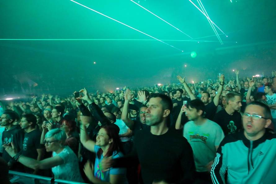 Zagreb: Manchesterski DJ duo The Chemical Brothers odrÅ¾ao koncert u Domu sportova