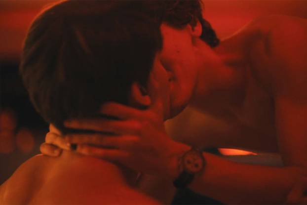 Ovo su najšokantnije scene svih sezona Bijelog lotosa: 'Nužda' u koferu, orgije, incest, penisi...