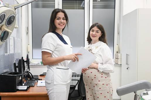 Emotivna trudnica u rodili&scaron;tu: 'Obi&scaron;la sam svaki kutak odjela gdje &cacute;e se moja bebica roditi'