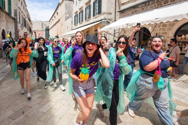 Maturanti u Dubrovniku slave zadnji dan škole