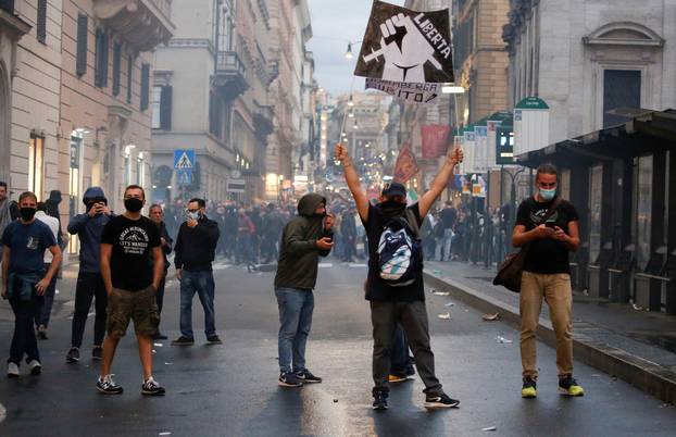 Protest against "Green Pass" in Rome