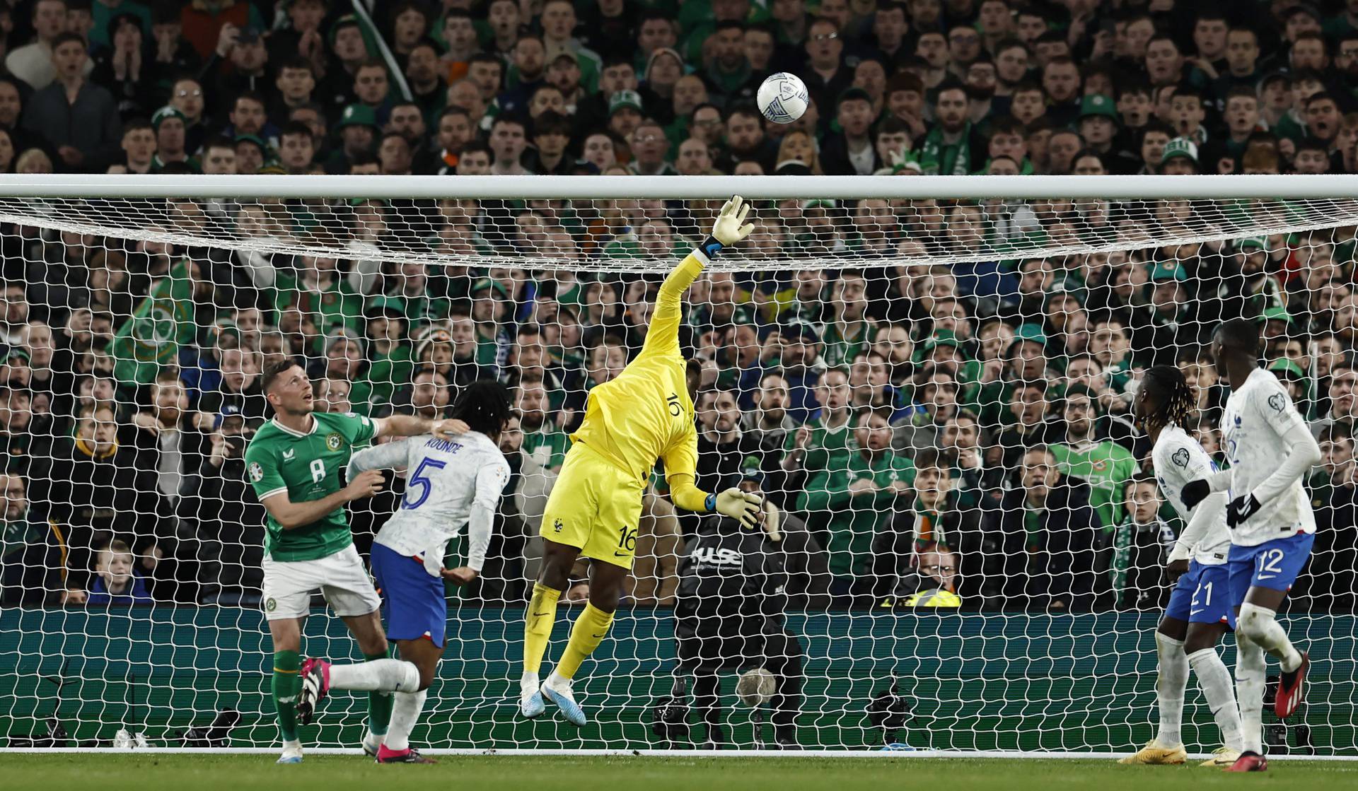 UEFA Euro 2024 Qualifiers - Group B - Republic of Ireland v France