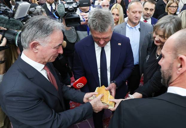 Zagreb: Primanje u prigodi pravoslavnog Božića priredilo je Srpsko narodno vijeće