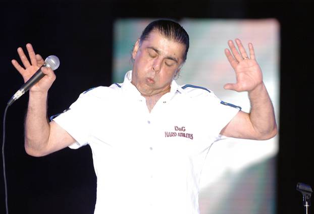 Niš: 5.6.1955. ro?en pjeva? Aki Rahimovski