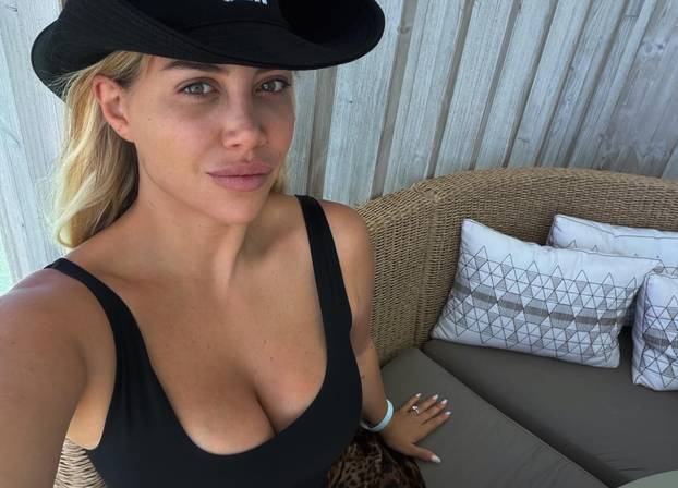 FOTO Brak Wande i Icardija je službeno gotov. Proslavila je 'vrućim' fotkama s Maldiva...