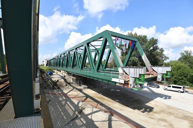 Gradilište novog željezničkog mosta koji će spojiti dvije obale Drave kod Botova