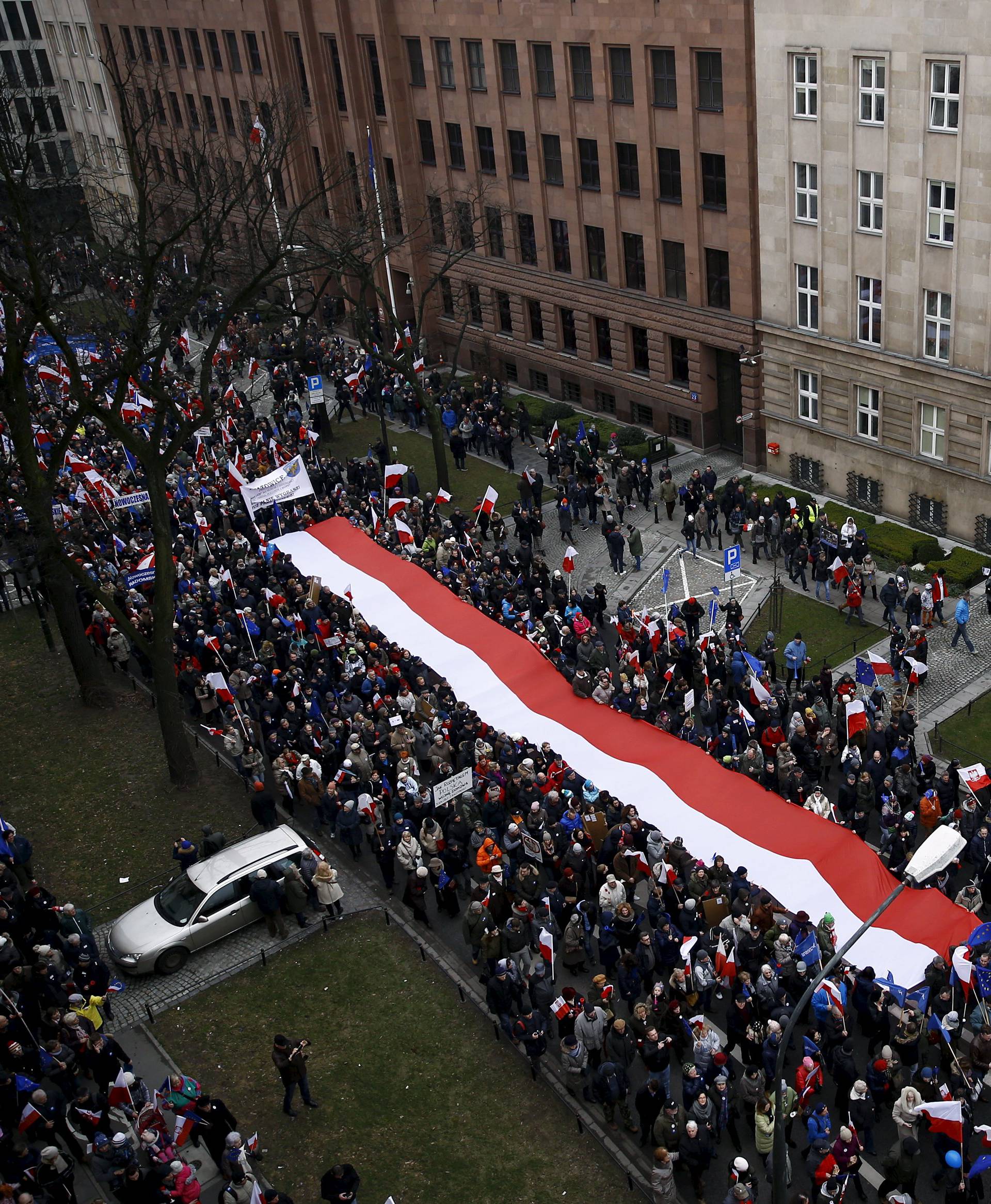 EU pokreće postupak protiv Poljske: Ostat će bez glasa?