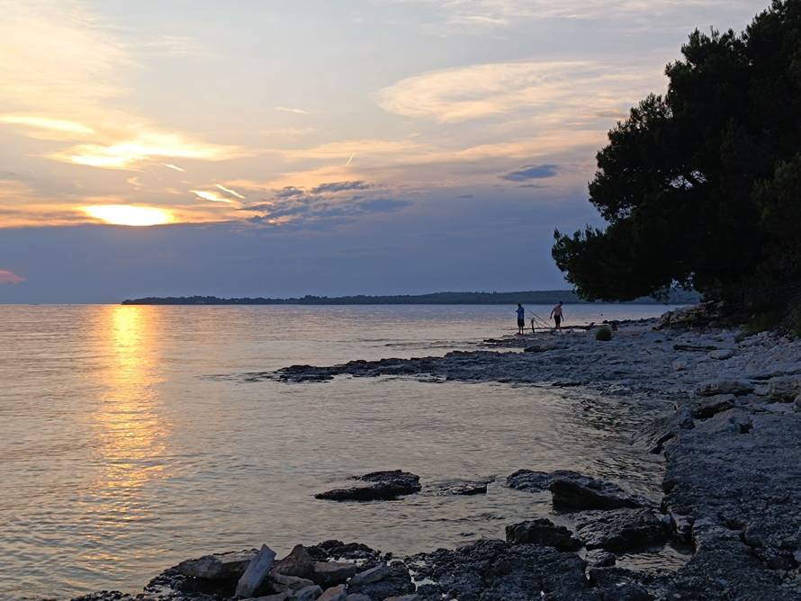 Borba srednje klase: Isprobali smo Xiaomi Redmi Note 12 Pro