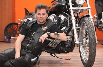 Boris Mirković: Lud sam za curama i brzim motorima