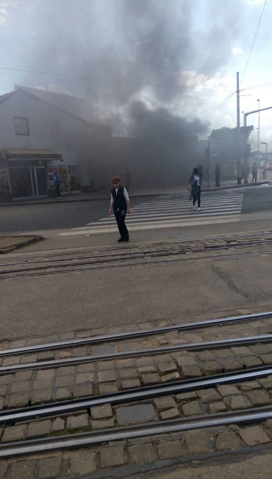 Planula pečenjara u Zagrebu:  Još se ne zna ima li ozlijeđenih