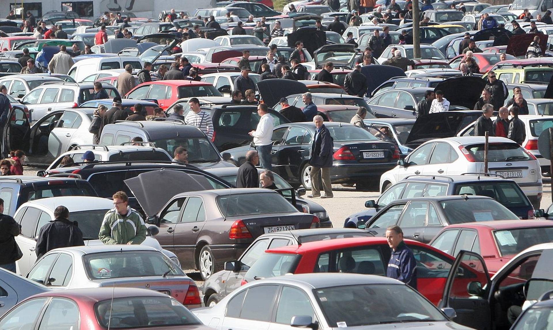 Želite prodati rabljeni auto? Uz ove savjete to će biti puno brže