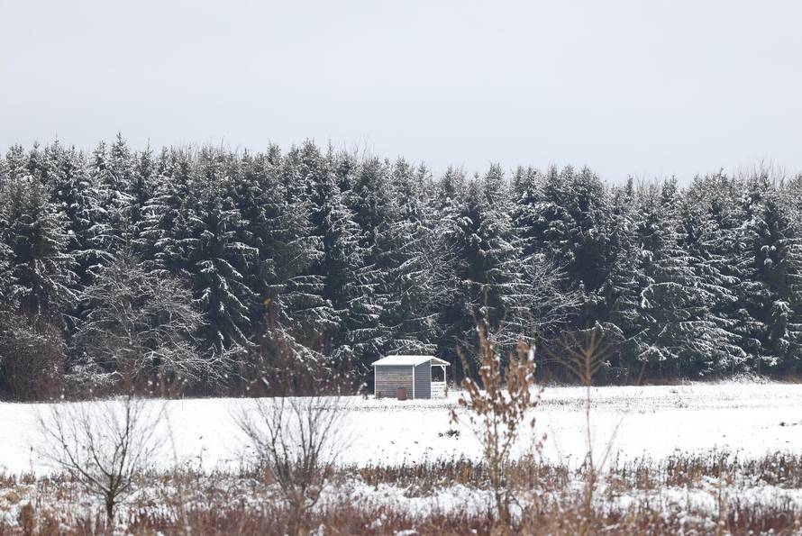 Snježni pokrivač je zabijelio je Osijek