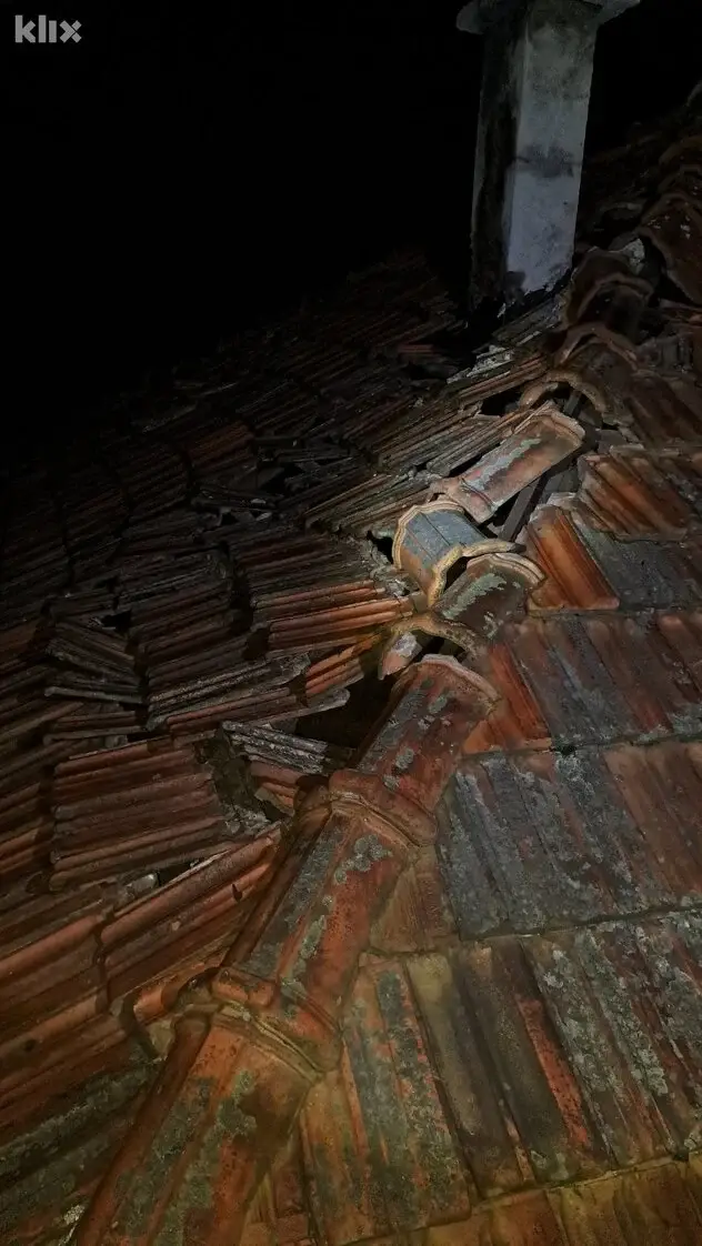 Neprospavana noć za mještane Ljubetova: 'Nakon potresa, noć smo proveli vani, u strahu smo'