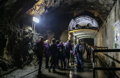 Započelo iskapanje tajnovitog nacističkog vlaka punog blaga