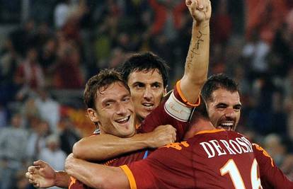 Francesco Totti: Adriano, dobro nam došao u Romu   