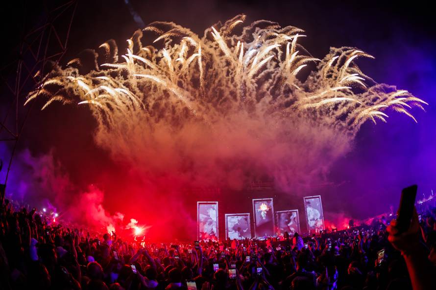 Veliki koncert Marka Perkovića Thompsona u Sinju