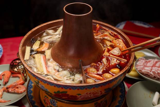 Zagreb: Kineski restoran i čajana Jing Yuan Teahouse u Gajnicama