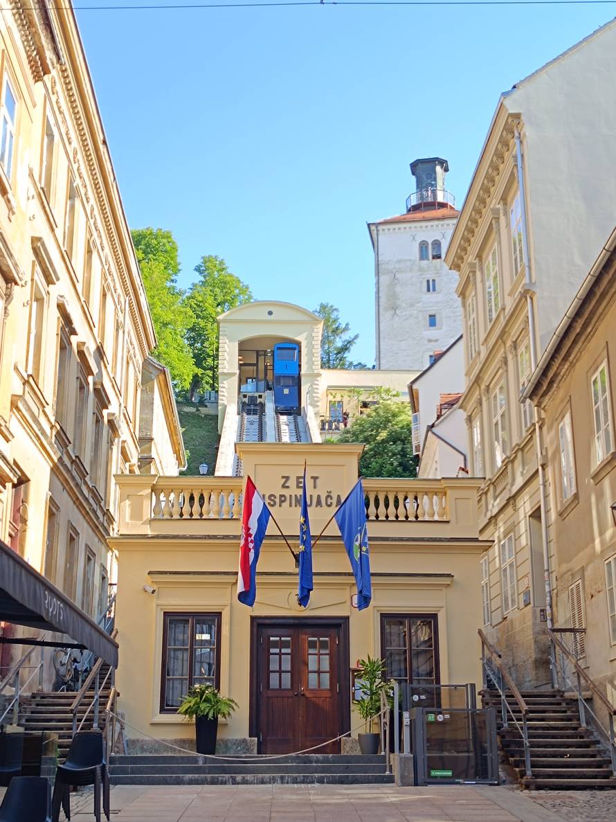 Zagrebačka uspinjača ponovno vozi - završena revitalizacija jednog od najvažnijih simbola
