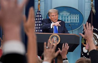 Trump prelomio: Potpisao je ukidanje sankcija Siriji...