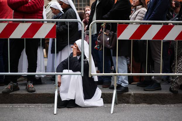 Pope Francis lies in state in St. Peter's Basilica at the Vatican