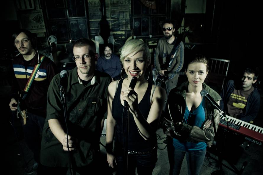 Remi iz Elementala komentirala bačene borove: 'Susjedi se boje da ne ispadnu pravoslavci...'