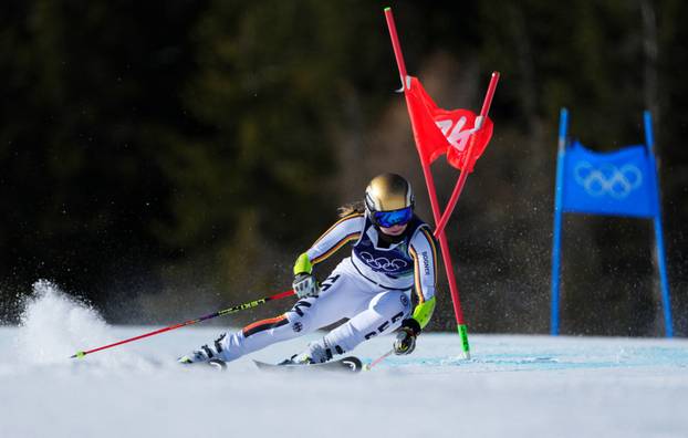 Alpine Skiing - Women's Giant Slalom Run 2