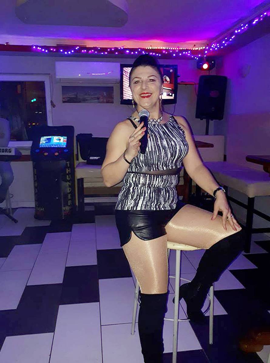 'Katica Dizalica': Ponosno ću pjevati pjesmu o svojem zanatu