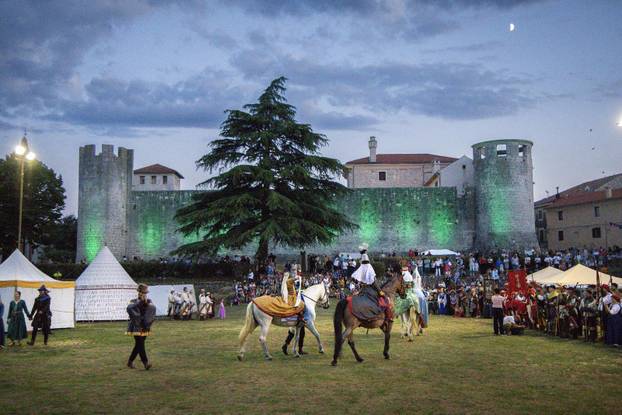 Otvoren je  13. Srednjovjekovni festival u Svetvinčentu