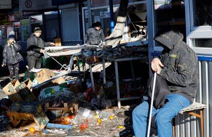 Rusija: Ukrajinci su granatirali tržnicu u Donjecku, ubili su najmanje 25 ljudi, ima ranjenih
