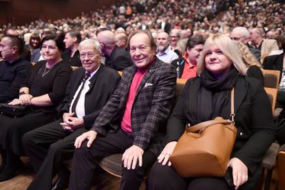 FOTO Oproštajni koncert Drage Diklića u Lisinskom: Predsjednik Milanović sjedio u prvom redu