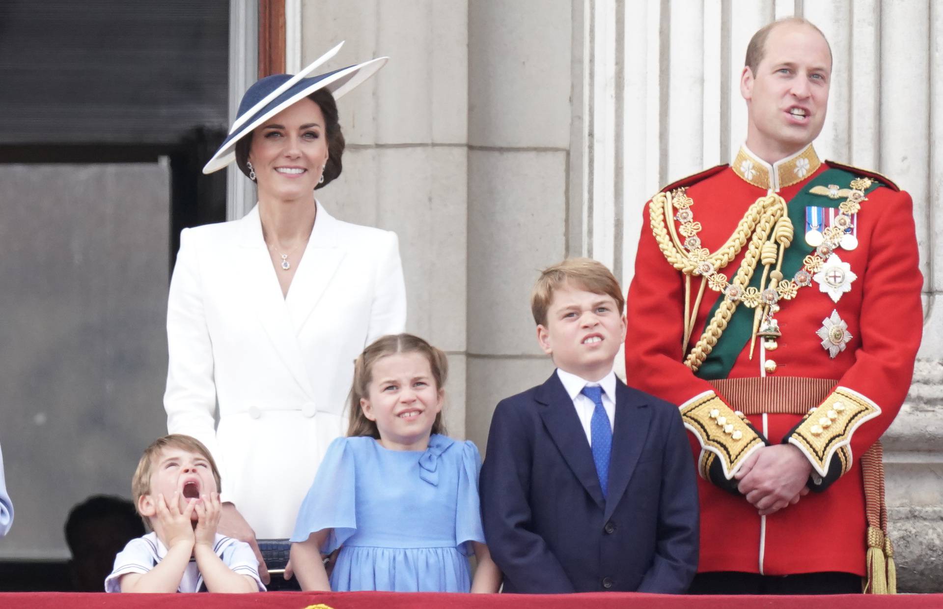 Preslatki kraljevski nasljednici, djeca princa Williama i Kate, oduševili Britance