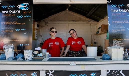 FOTO Pogledajte što se sve nudi na Street Food Festivalu u Zadru