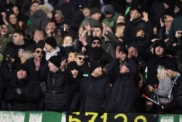 Zagreb: Navijači na tribinama tijekom utakmice Dinama i Celtica u Ligi prvaka