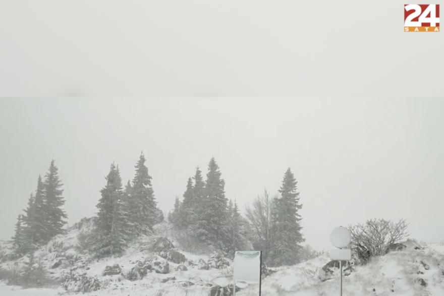 Na Zavižanu zimska idila: Pao snijeg, temperature u minusu
