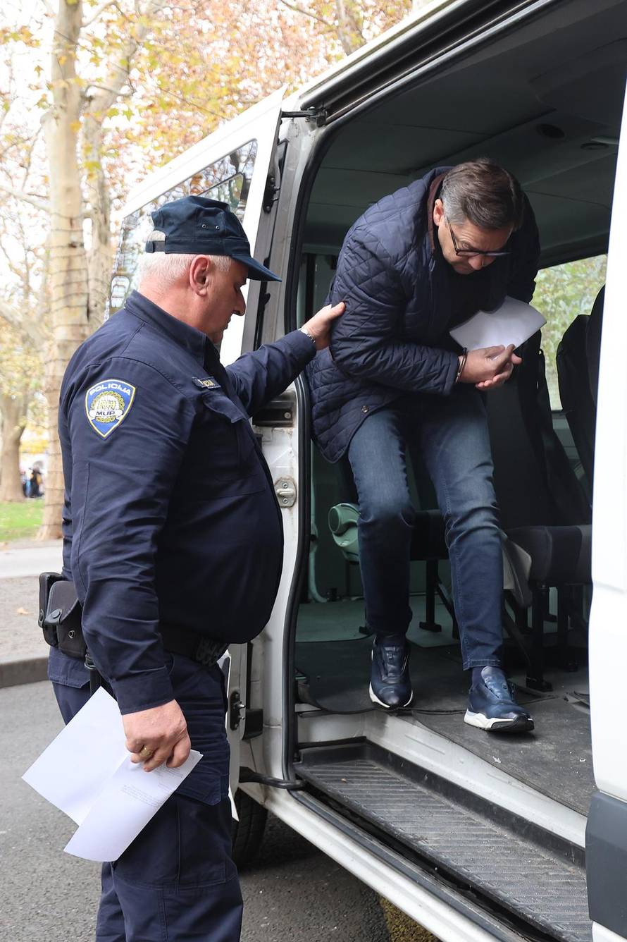 Zagreb: Odluka oko istražnog postupka Andriji Mikuliću na Županijskom sudu
