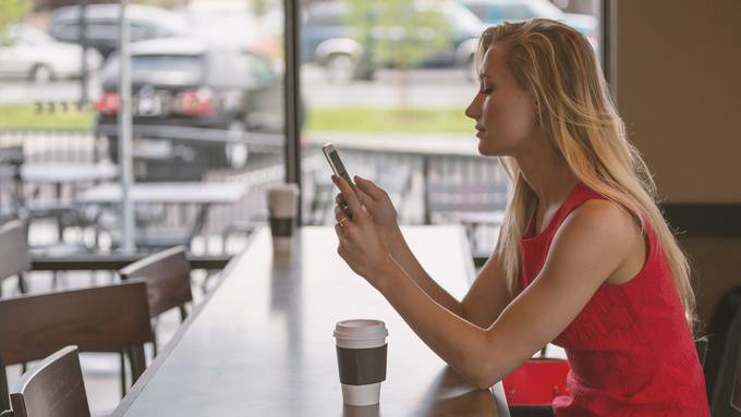 Čak 96 posto mladih srelo se s govorom mržnje na internetu