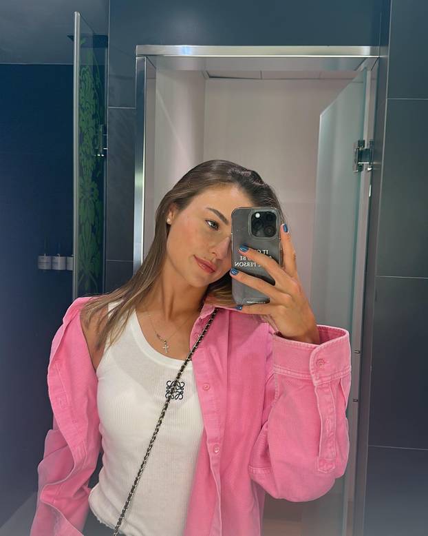 FOTO Teniska zvijezda uhodi poznatu Ruskinju! 'Stalno se javlja i zove me na spoj...'