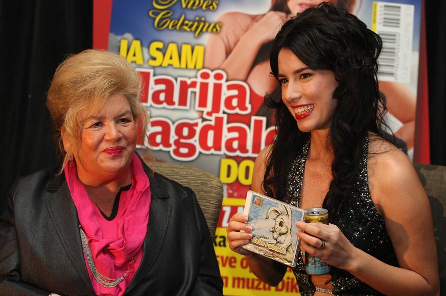 Zagreb: Promocija novog spota Nives Celzijus "Bijesna"