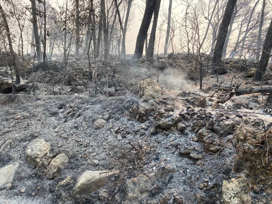 Vatrena linija došla im je do kuća: 'U kesicu sam stavila lijekove i robu  i čekala sudbinu'