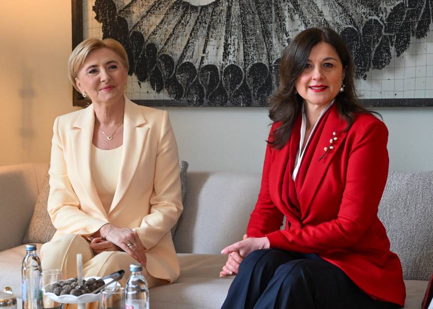 Supruge hrvatskog i poljskog predsjednika posjetile Muzičku akademiju i KB Sveti duh